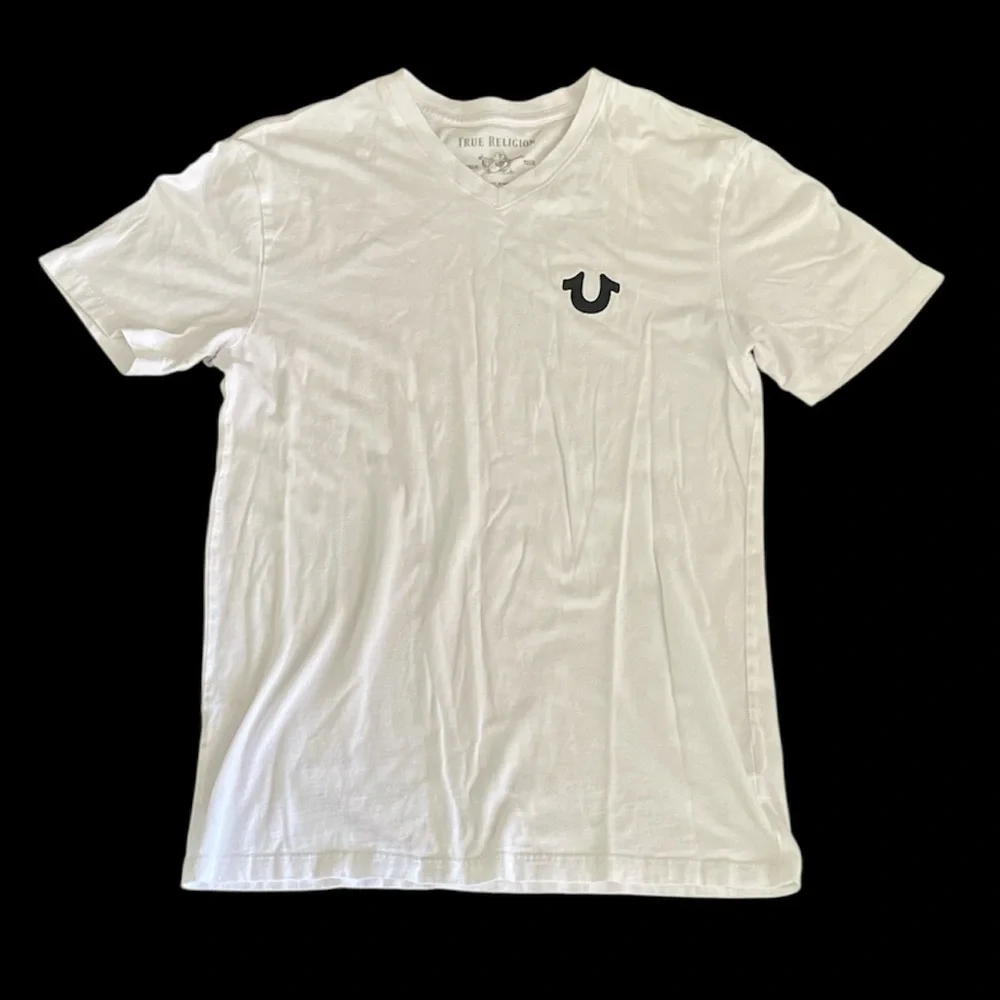 True Religion Men's white T-Shirt with logo